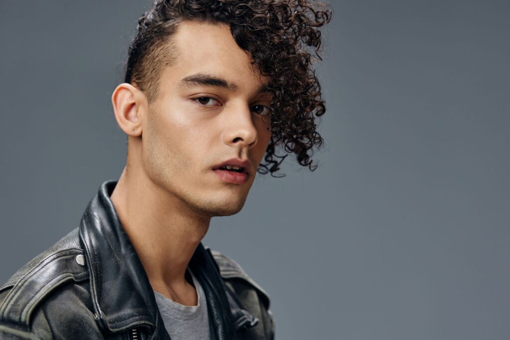 type permanente homme dégradé