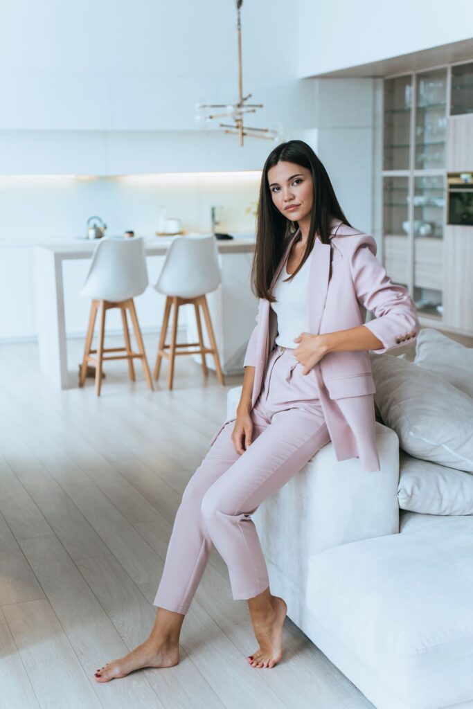 tissu faire tailleur femme blanche