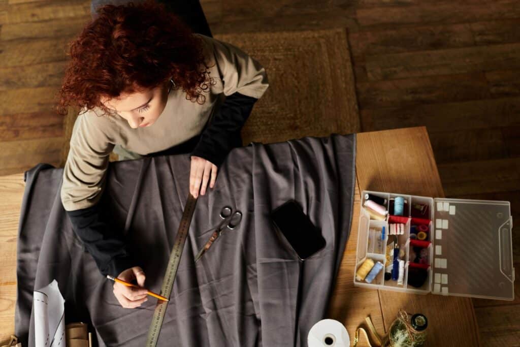 travail tailleur femme