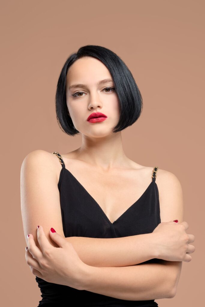 micro bob coiffure dame