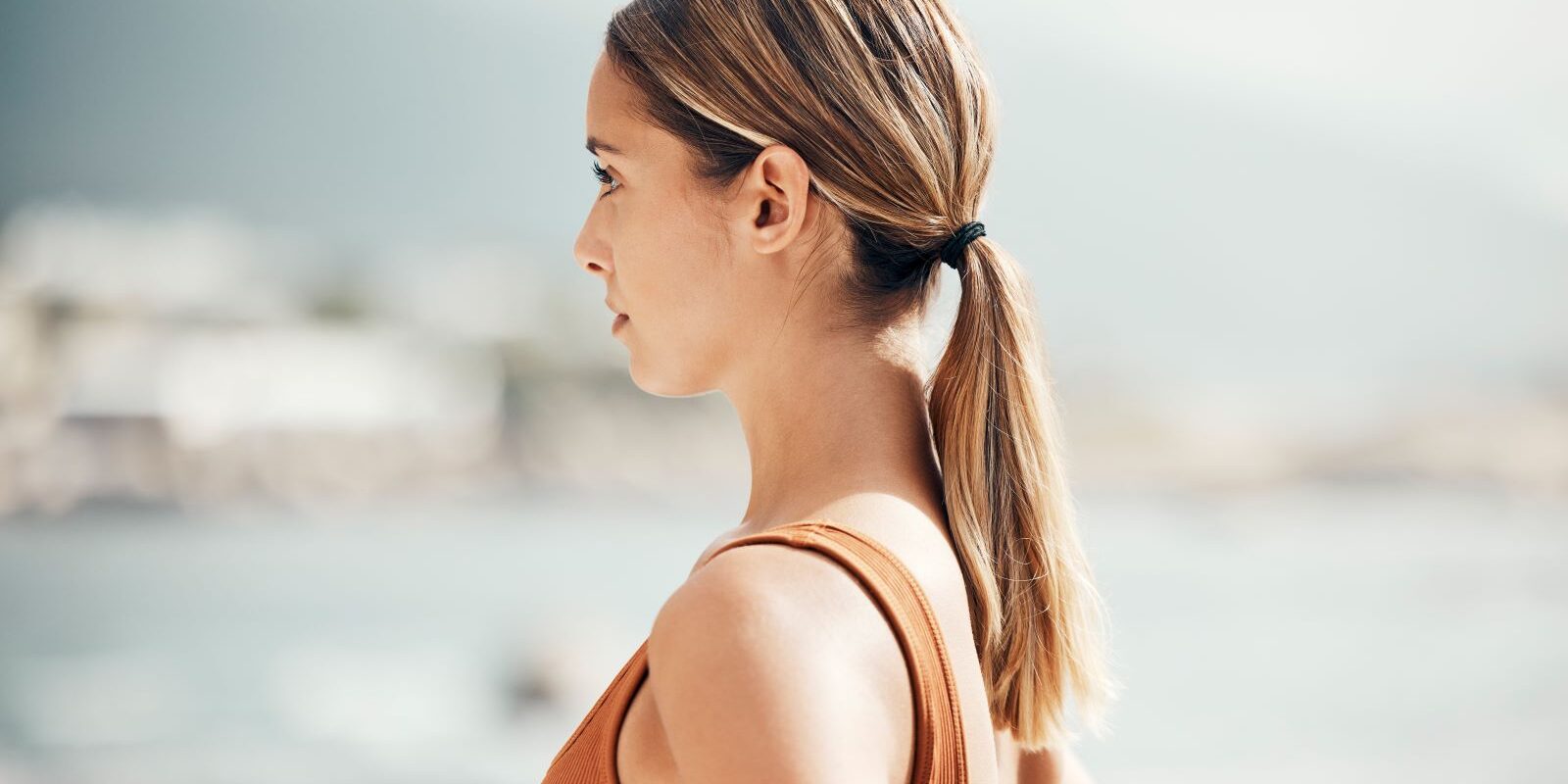 queue cheval basse femme sportive